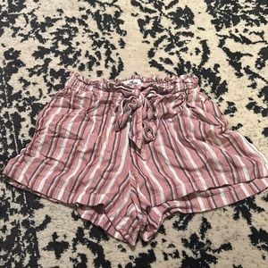 Hollister Medium High Rise Paper Bag Shorts